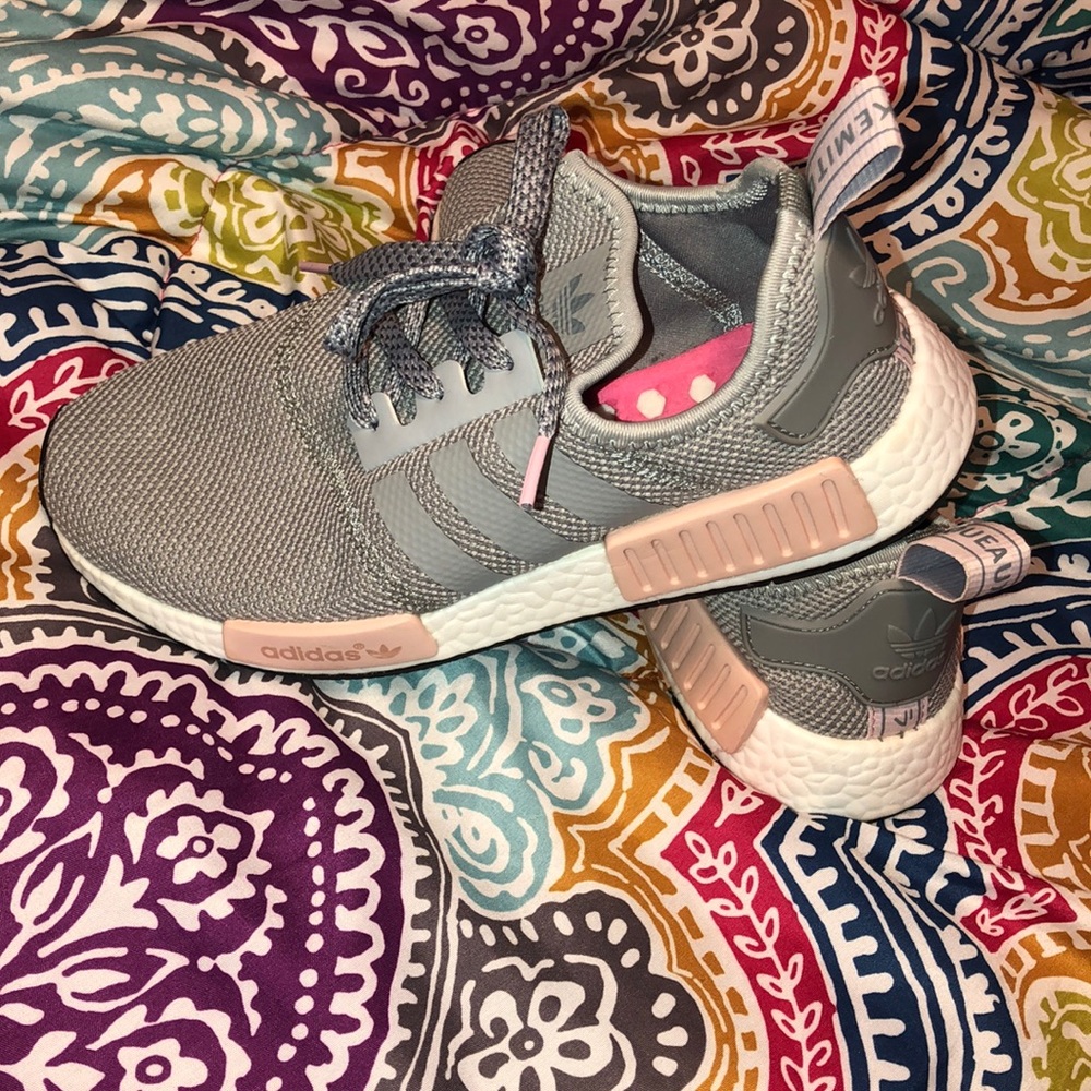 NMD R1 Adidas